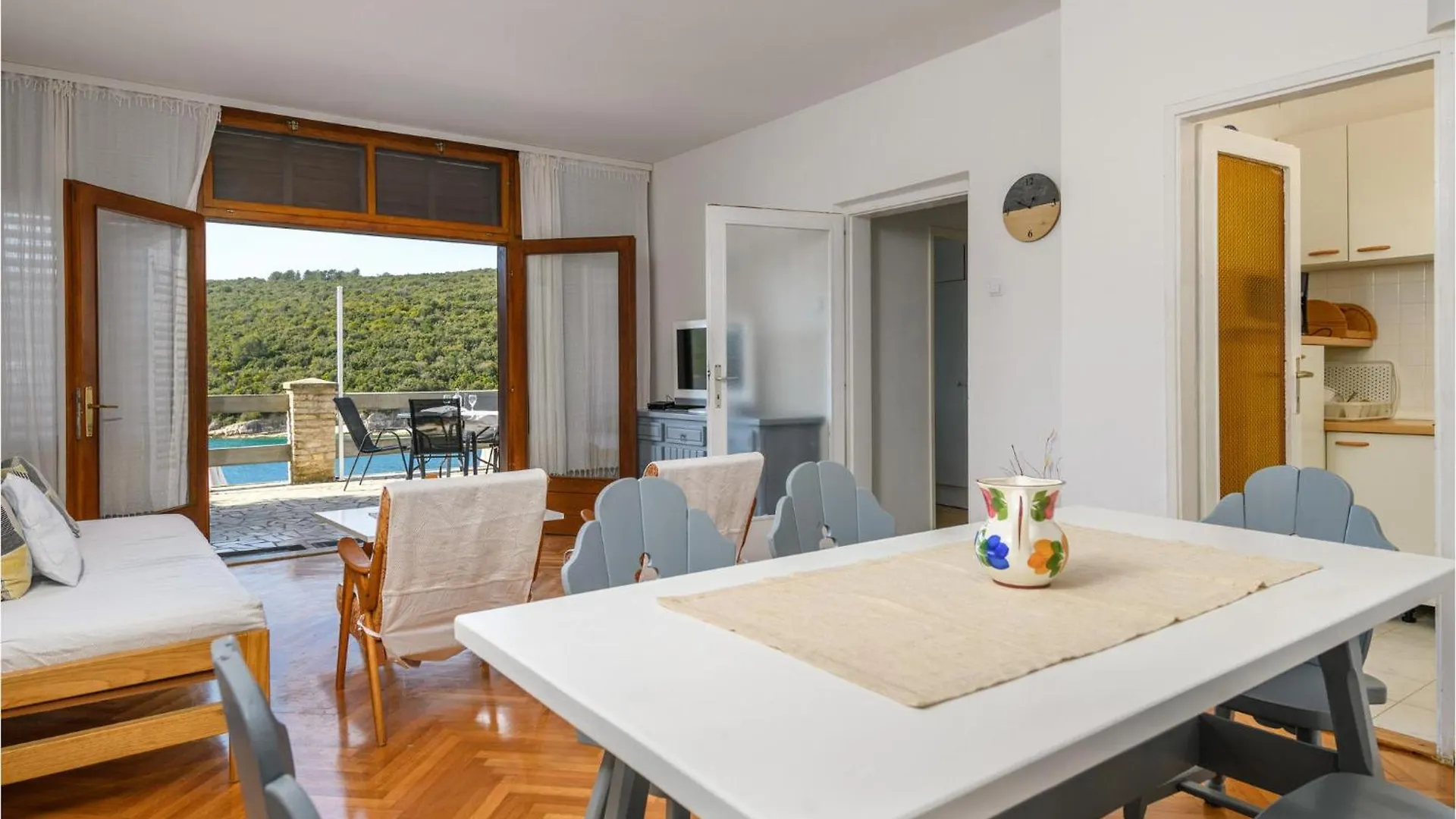 Lovely Home In Krnicki Poratkrnica With Kitchen Peruski 0*,  Croatia